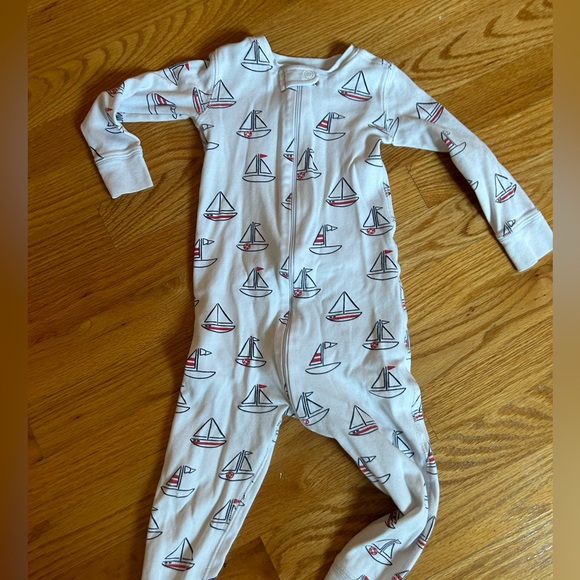 TBBC unisex sailboat pajamas - Picture 2 of 6